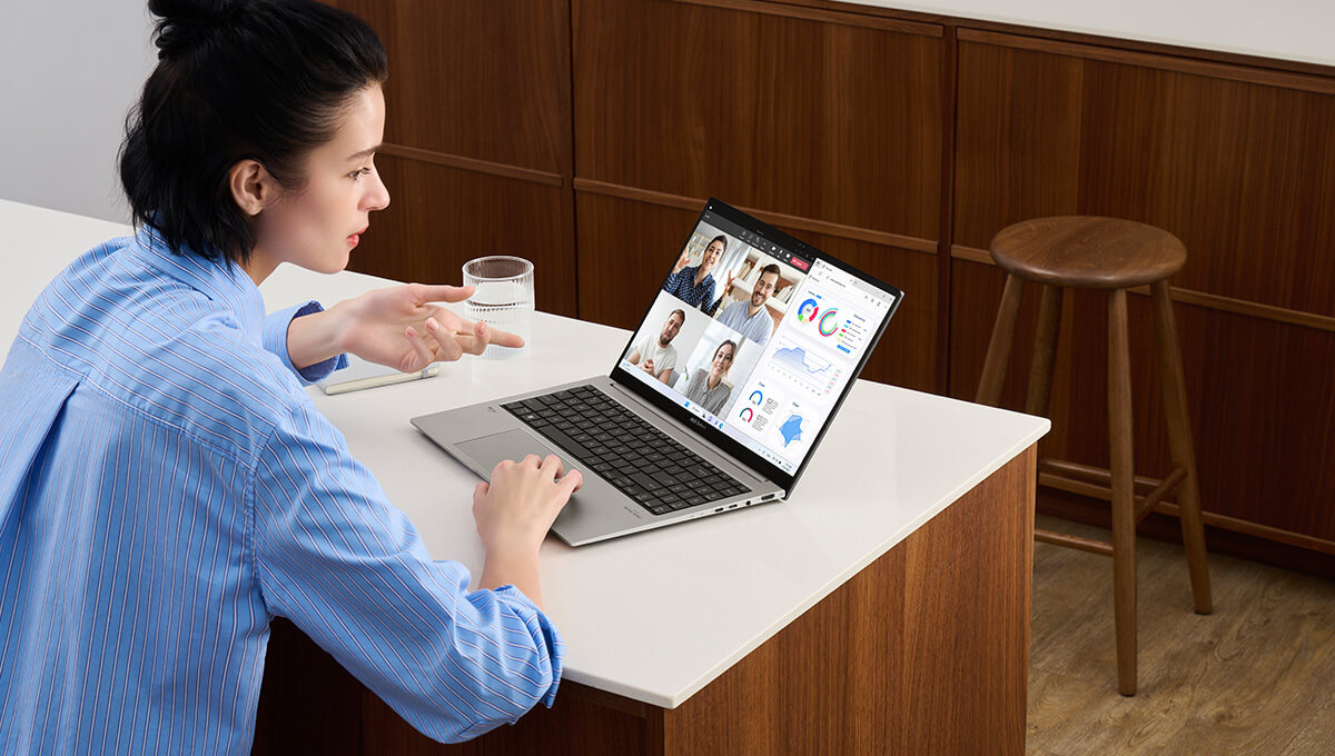 online business, start online business, online business tips, how to start an online business, online entrepreneurship, build an online business, online business strategy, digital business growth