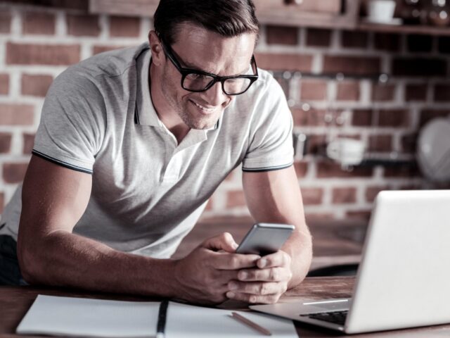 AI Tools That Save Busy Professionals Hours Every Week