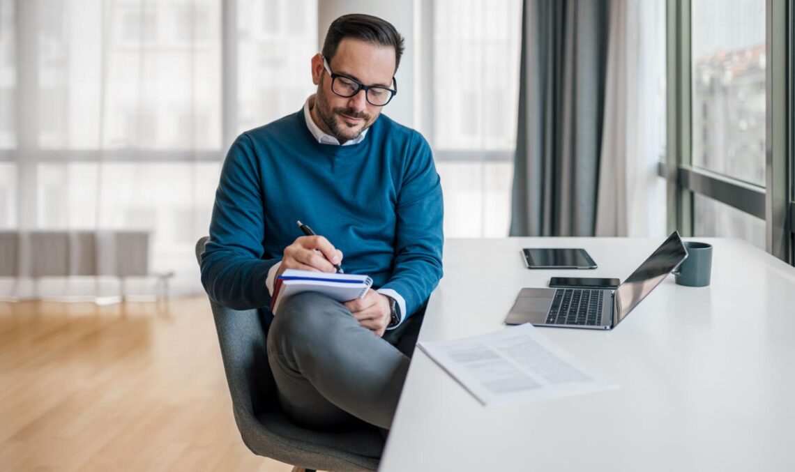 social media, ChatGPT, social media captions, viral captions, AI content creation, Instagram captions, Facebook marketing, LinkedIn content, TikTok captions, social media strategy, content marketing, audience engagement, content creation, digital marketing, viral social media posts