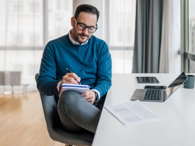 Social Media Success: How to Write Viral Social Media Captions With ChatGPT