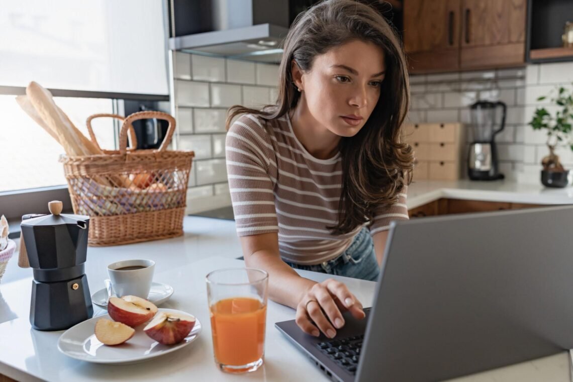 business mistakes, small business growth, small business mistakes, business growth, small business marketing, business systems, pricing strategy, customer service, business planning, marketing strategy, business management, growing a small business